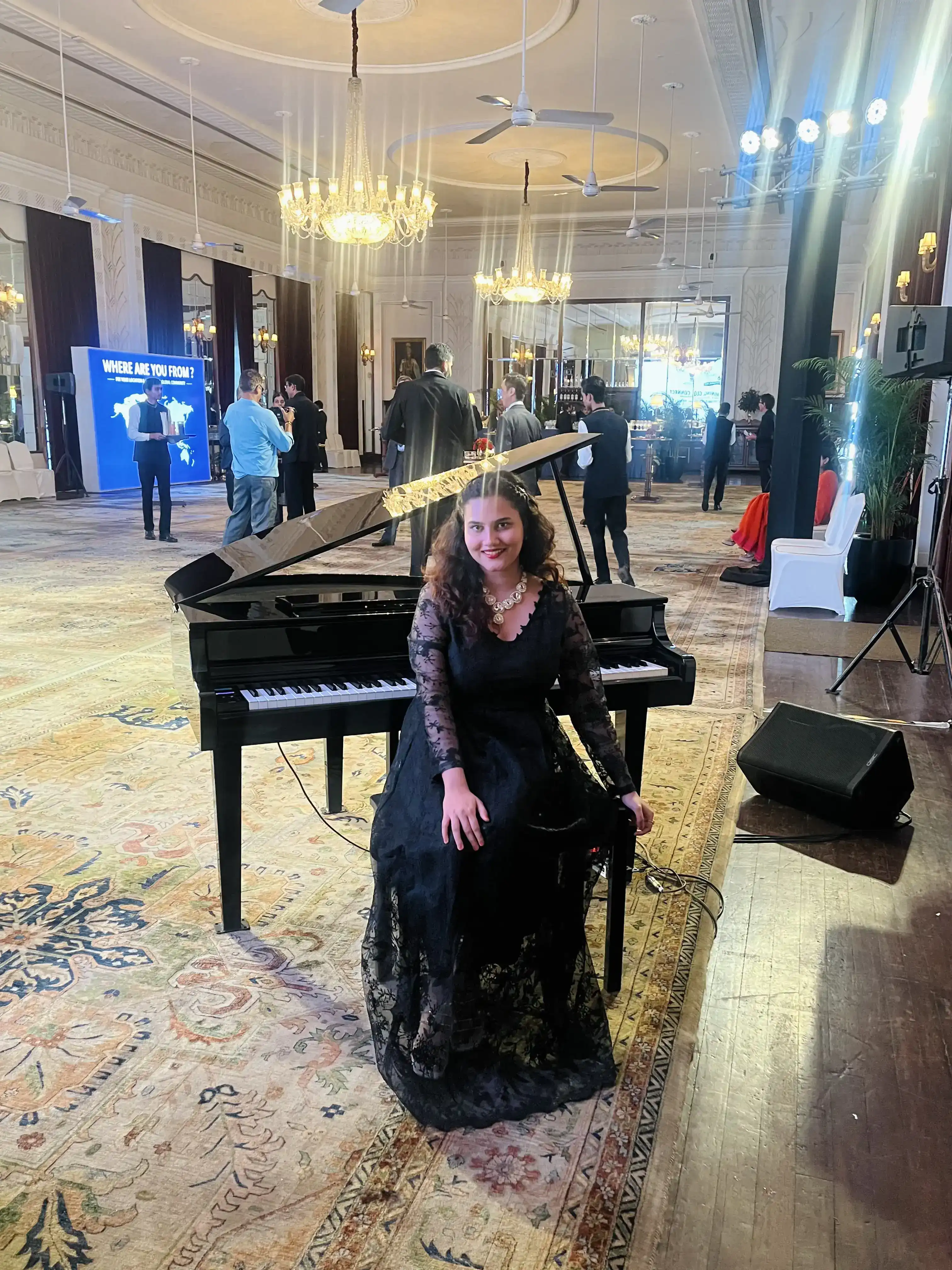 Performer 10